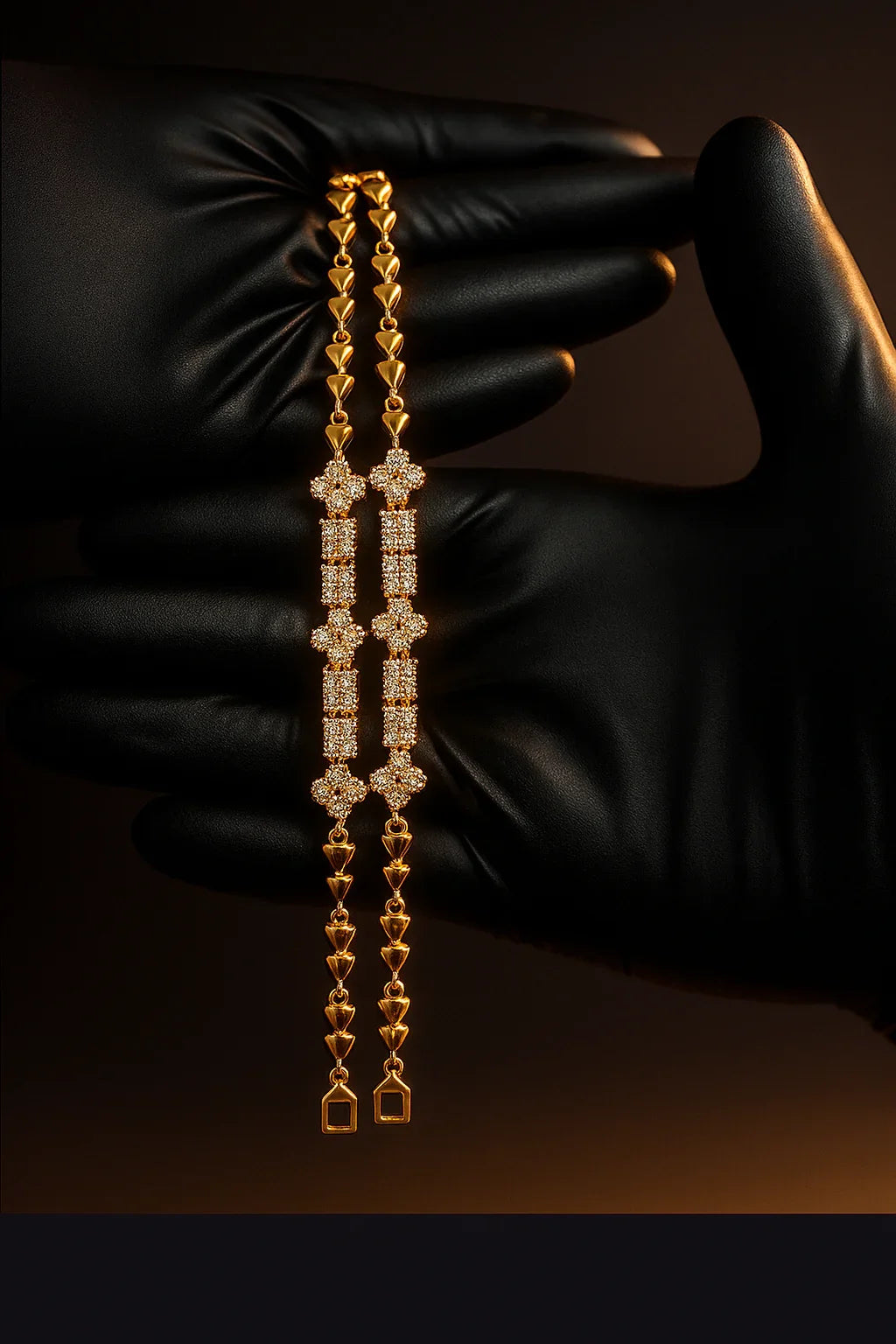 Exquisite Zircon Floral Bracelet with Designer Geometric Link Detailing